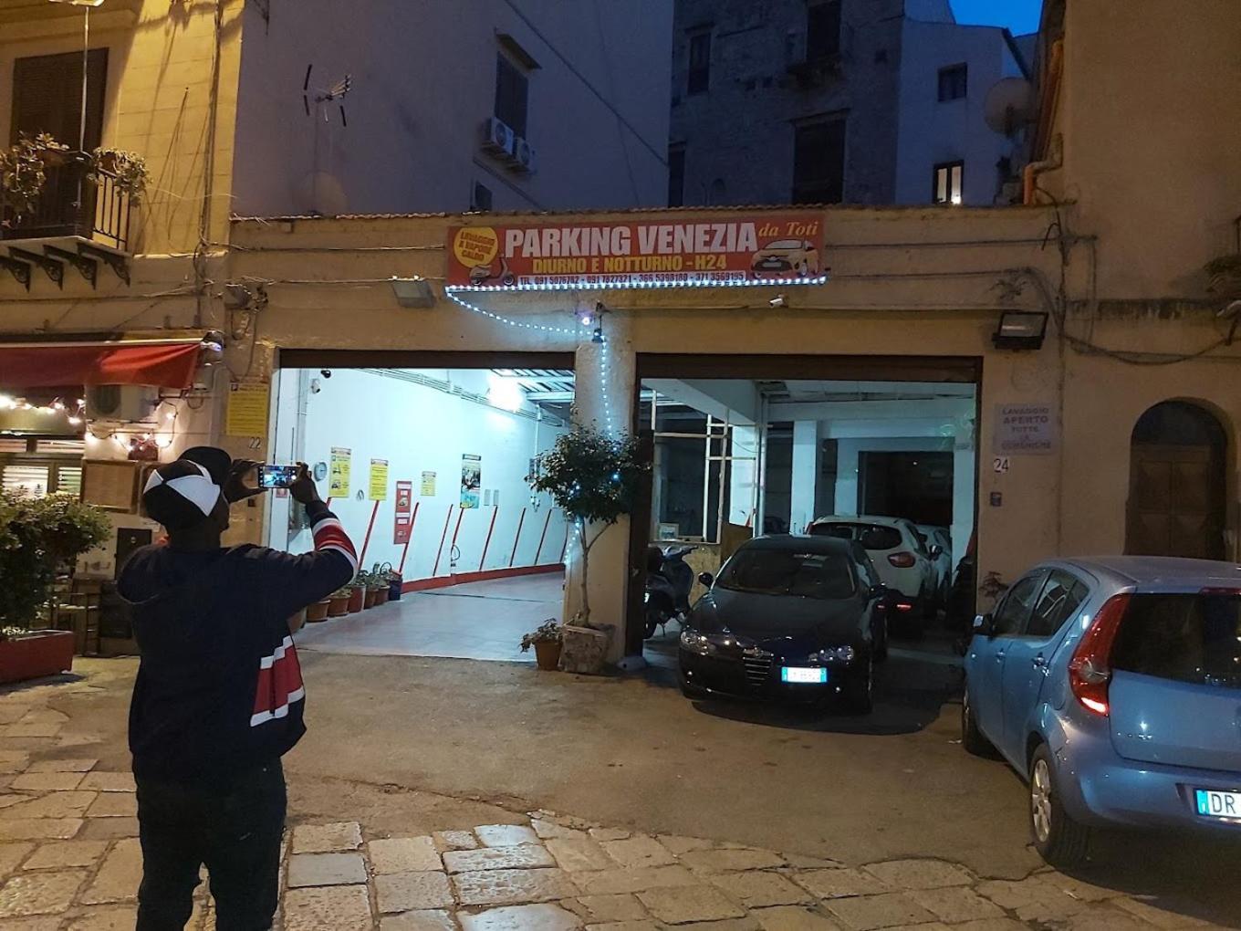 Bb 22 Palace Palermo Buitenkant foto